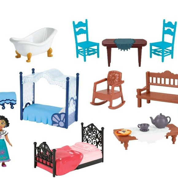 Casa Madrigal Casita Disney Encanto - Picture 6 of 9